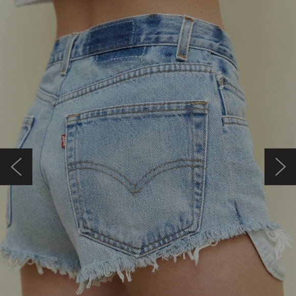 Levi's Basic Denim Jean Short - Picture 6 of 7
